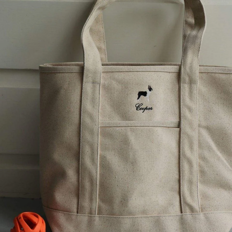 Tote bag detail shot